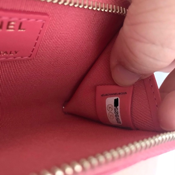 BNIB 18S Pearly Pink Key Ring Holder/Pouch - Picture 8 of 8